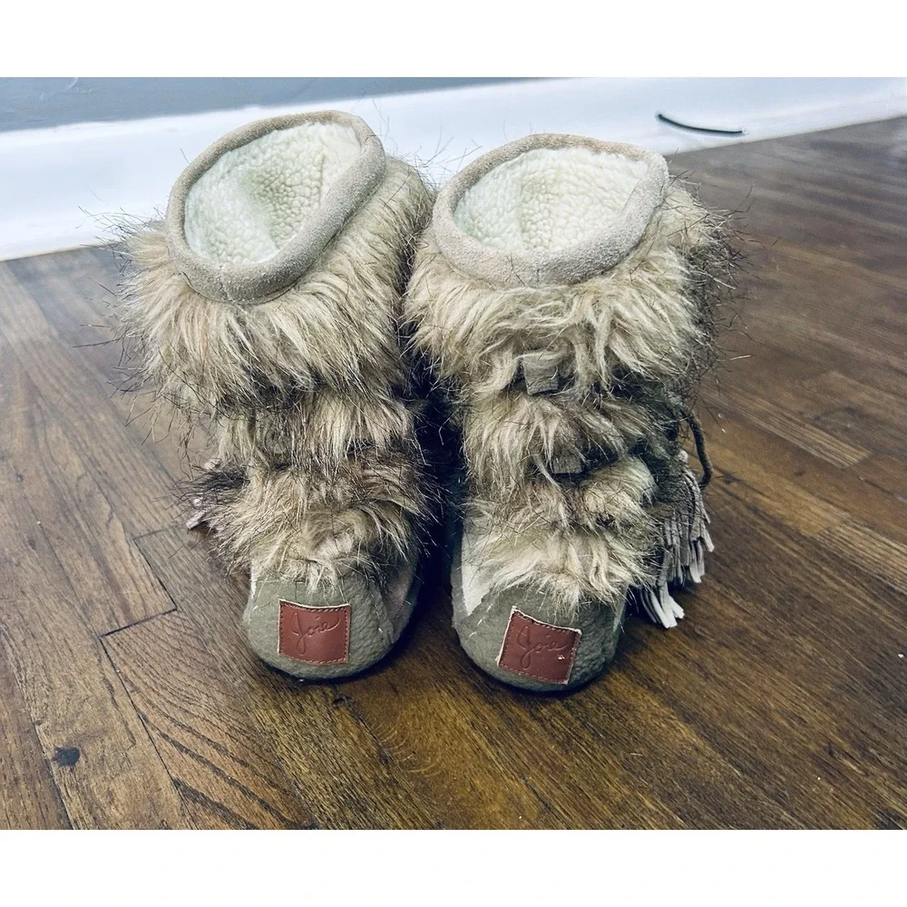 Joie Alabama Faux Fur Eskimo Boots beige & cream Faux Fur Leather Laces Size 8